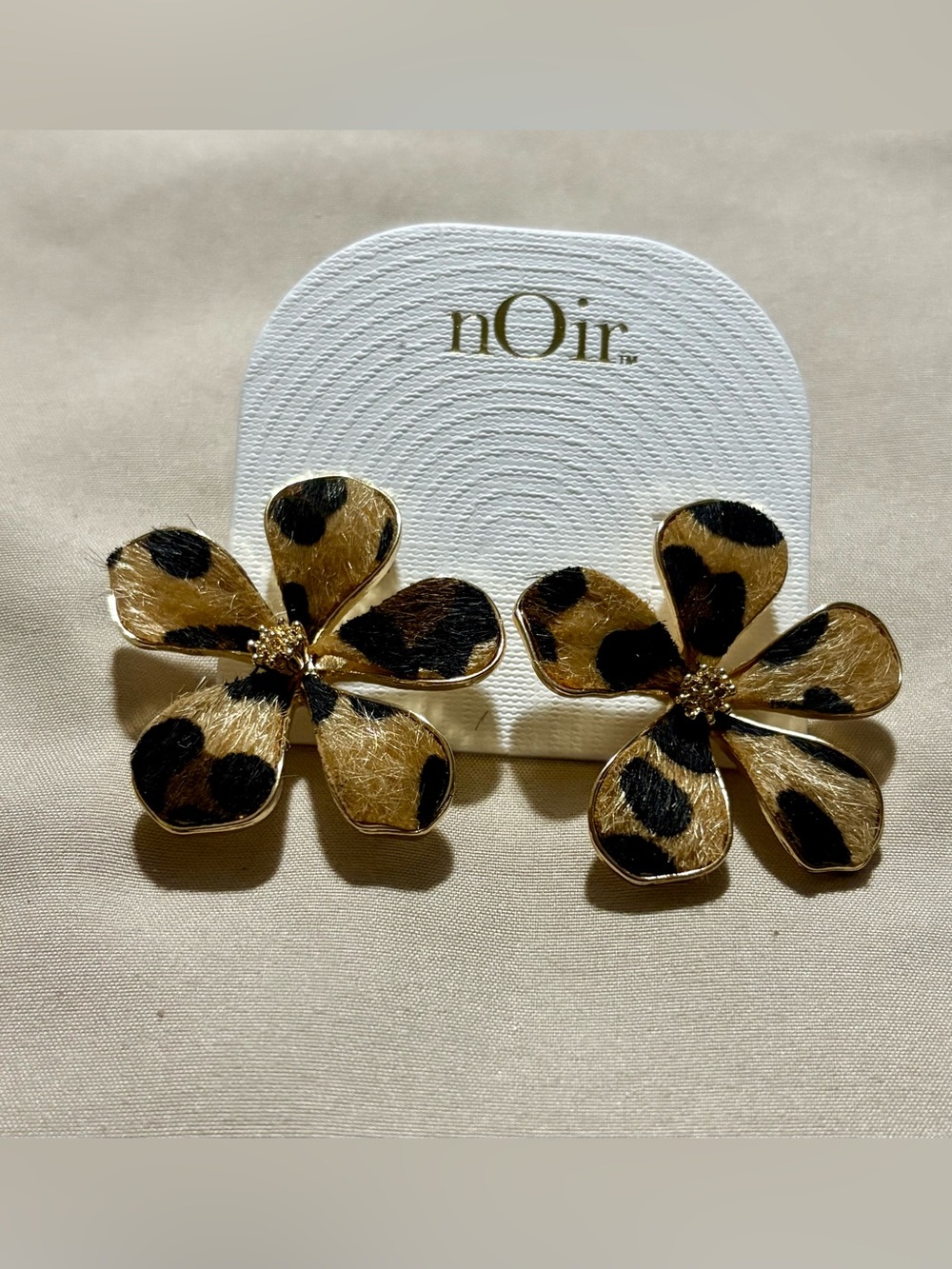 nOir Leopard Print Flower Statement Earrings Gold Tone NWT